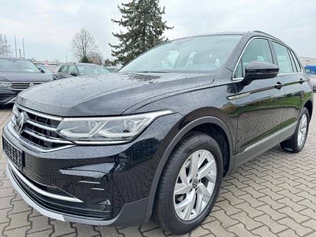 Volkswagen Tiguan 2.0 Elegance 4Mot Virtual Kamera ACC Navi