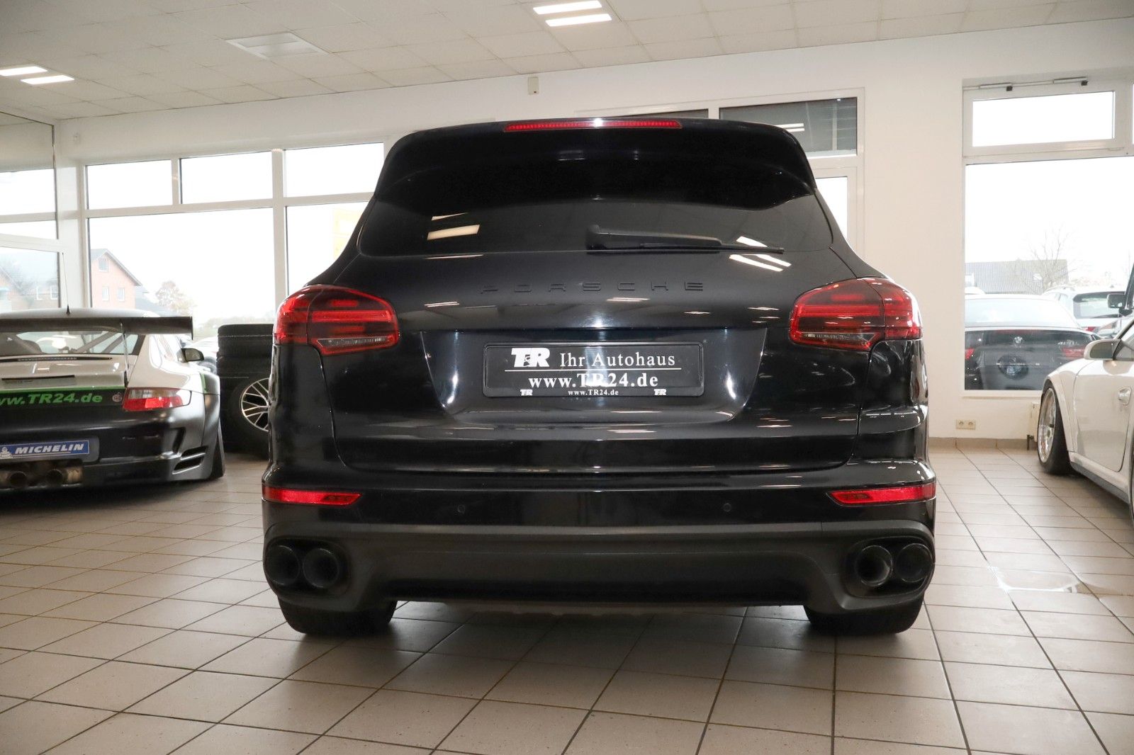 Fahrzeugabbildung Porsche Cayenne S Diesel Luftfederung, AHK, Panorama,21"