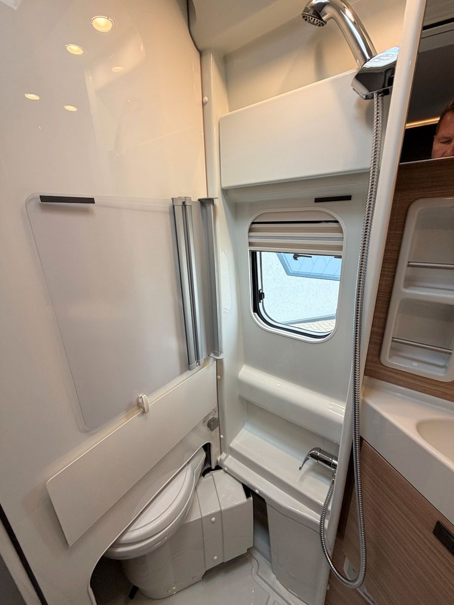 Fahrzeugabbildung Malibu Van 640 LE RB GT - first class two rooms