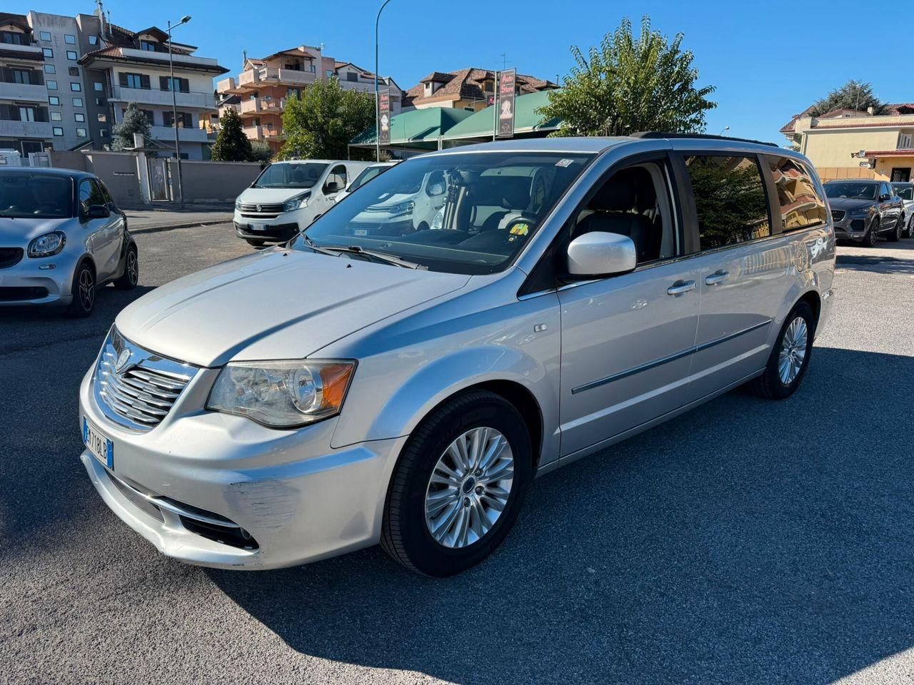 Lancia Voyager