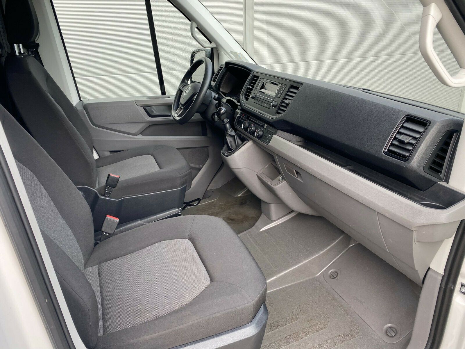 Fahrzeugabbildung Volkswagen Crafter Kasten Kasten 30  aus 1.Hand