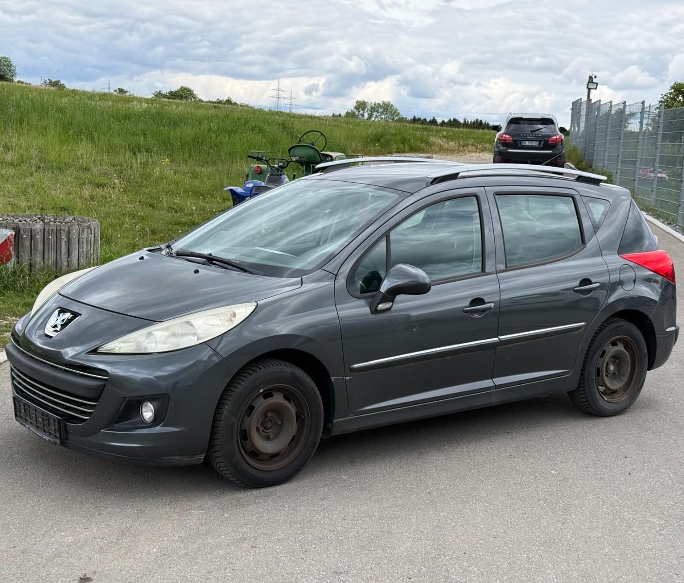 Peugeot 207 SW 1.6 *PAN-DACH*KLIMA*ALUFELGEN*EURO.5*