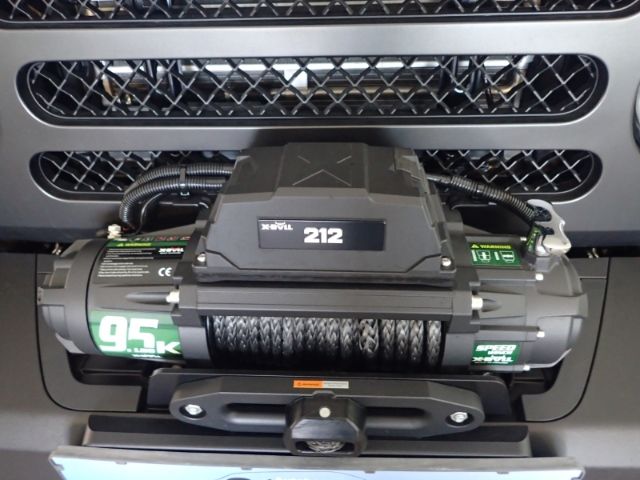 Fahrzeugabbildung BAW 212 TCI 4WD Grün/Schwarz/Grau Leder Digitales Co