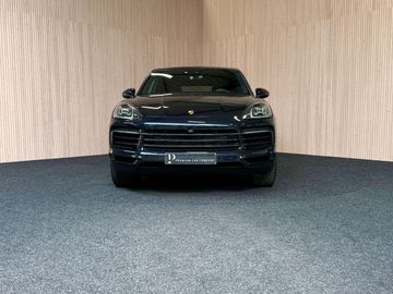 Porsche Cayenne - 8