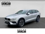 Volvo V60 Cross Country Cross Country Plus B4 AWD Pano - silberne Volvo V60 Cross Country