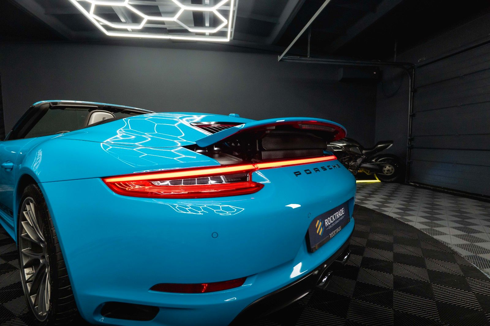 Fahrzeugabbildung Porsche 991.2 911 Carrera 4 S GTS Cabrio *Lift*Keramik*