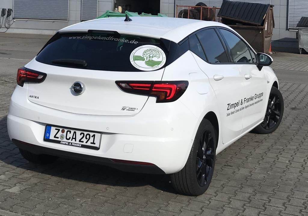 Autohaus Zimpel & Franke -  Opel Astra Ultimate 5-trg. 1.2 Turbo LED, NAVI, SH, P - Bild 4
