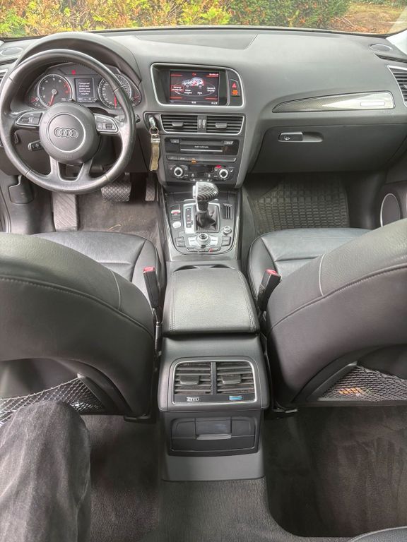 Image of Audi Q5