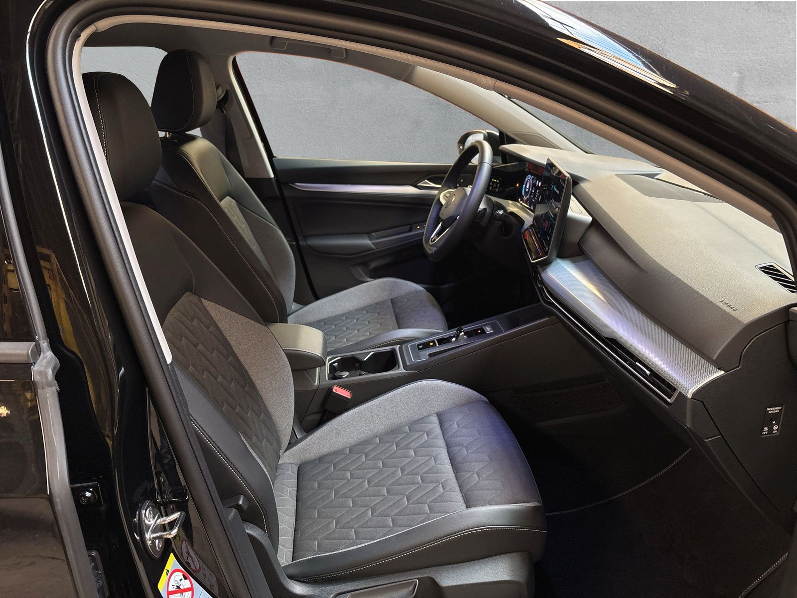 Fahrzeugabbildung Volkswagen Golf 2.0 TDI Goal AHK SHZ AppConnect
