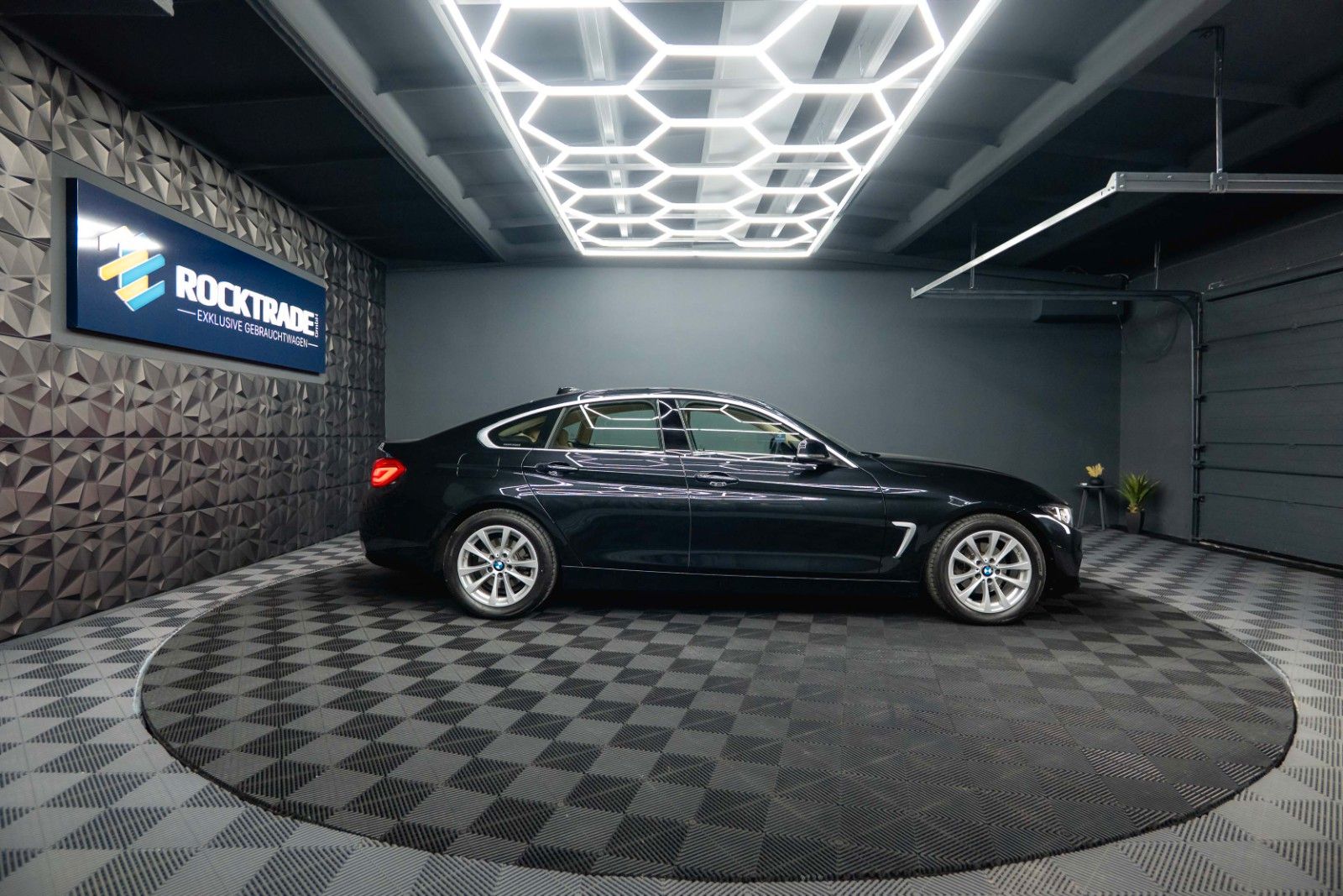 Fahrzeugabbildung BMW 420i Gran Coupé LCI Advantage | LED | Leder
