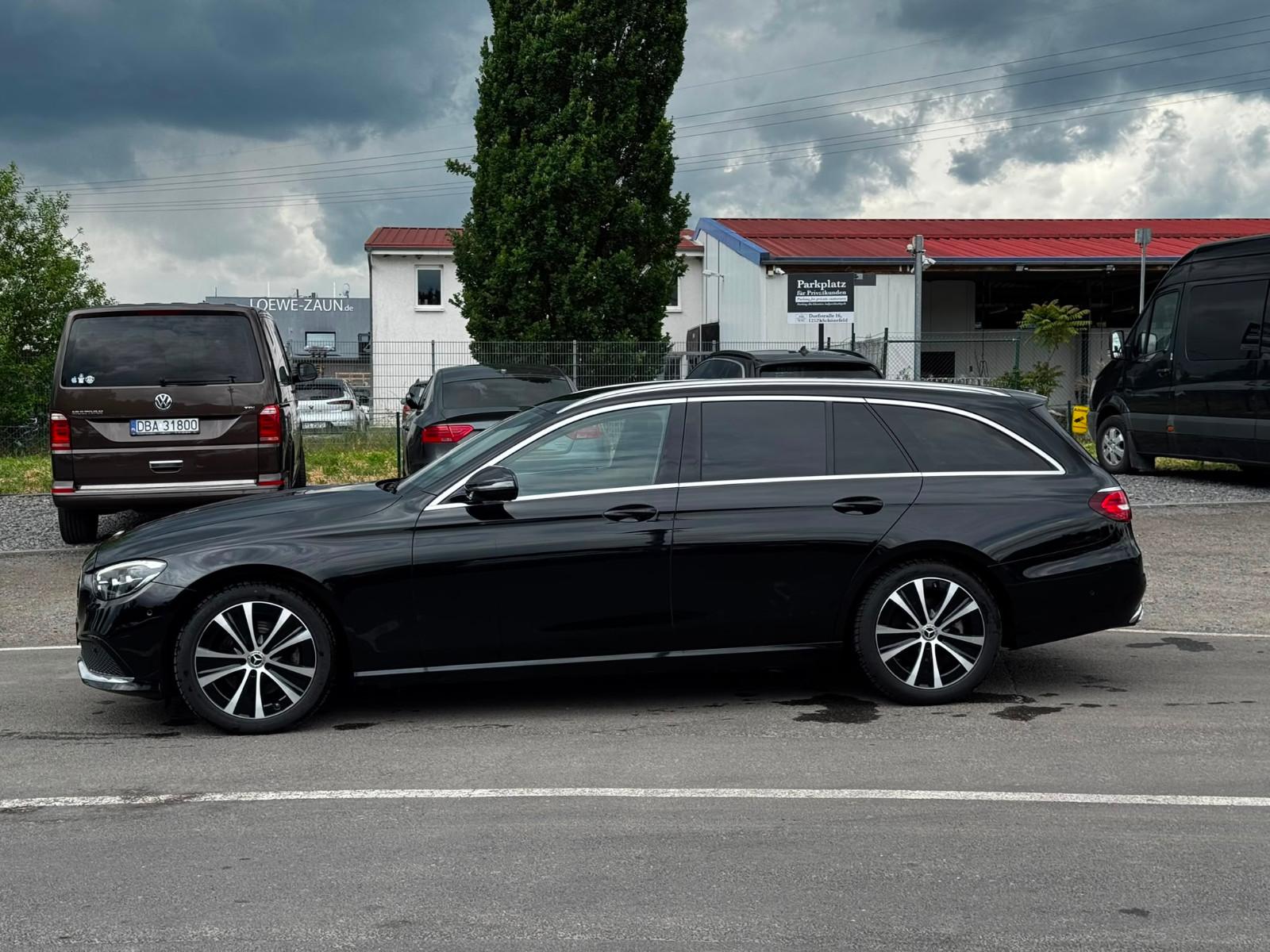 Mercedes-Benz E 220 d 4MATIC T Autom.