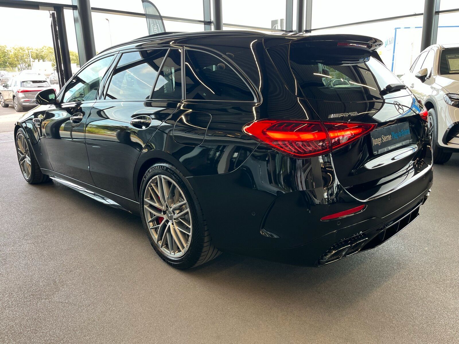 Mercedes-Benz Mercedes-AMG C 63 S E PERFORM T Premium vollNavi imagem 3