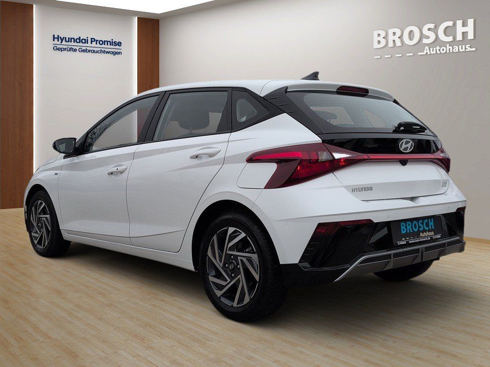 Fahrzeugabbildung Hyundai i20 1.0T 48V 7DCT TREND KOMF-P 1HD NAVI+KEYLESS+