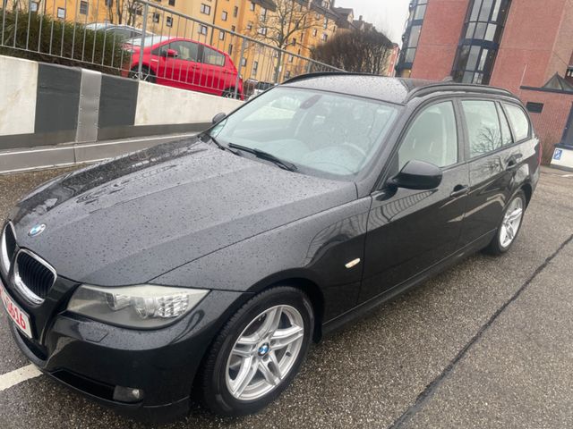 BMW 318i Touring Navi/PDC/Xenon/2.Hd