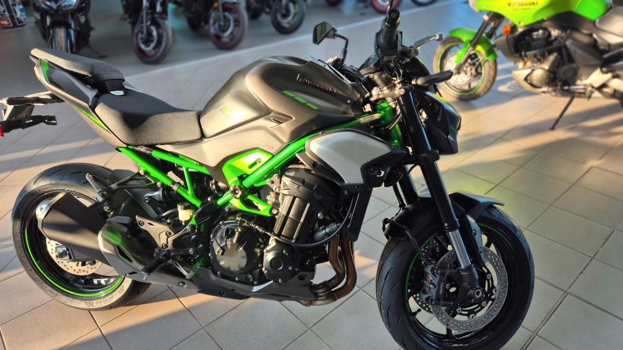 Kawasaki Z900