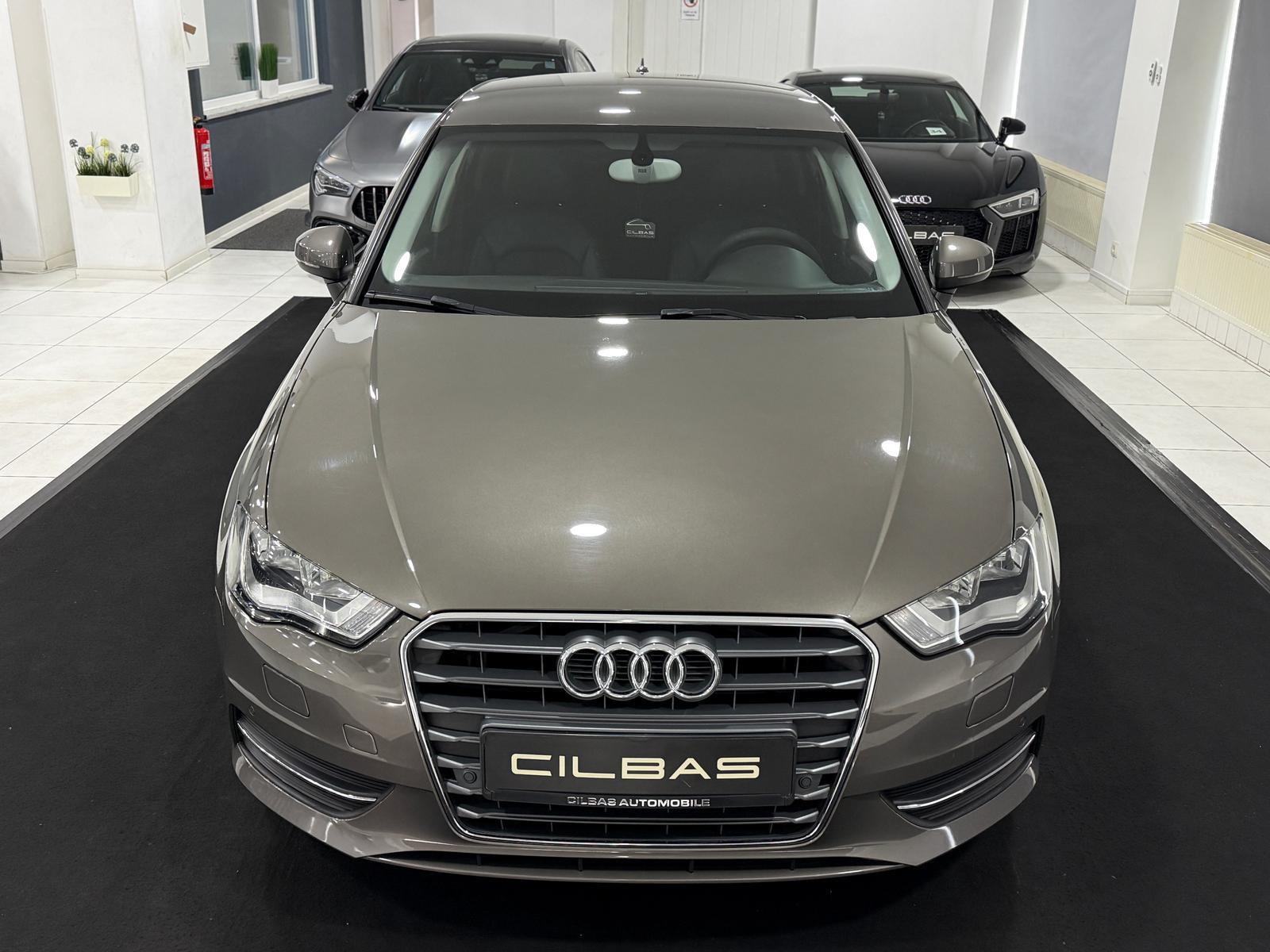 Audi A3 1.4 16V TFSI Ambiente*NAVI*PDC*TEMPOMAT*