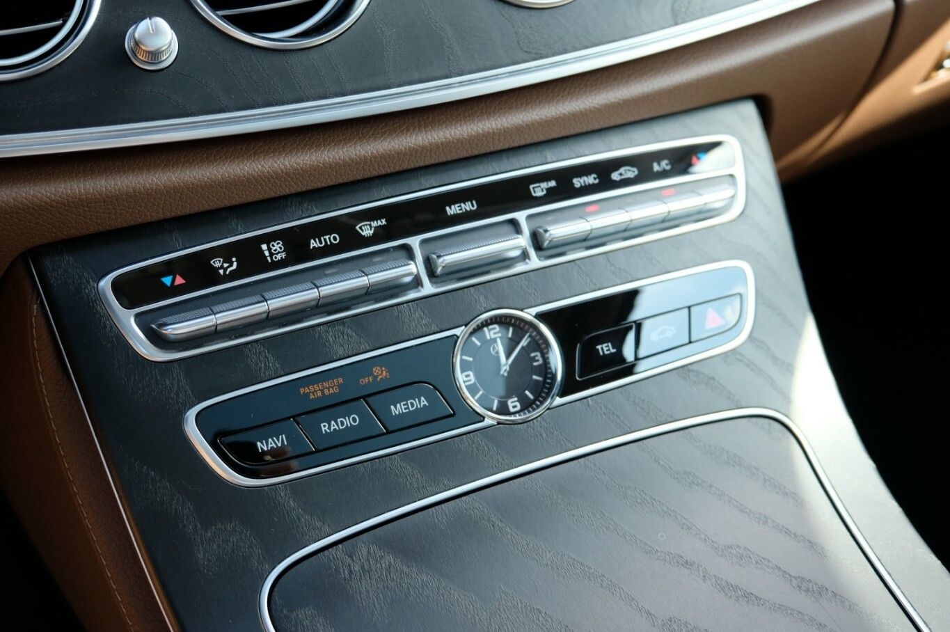 E 220 d 4Matic All-Terrain AHK LED Leder