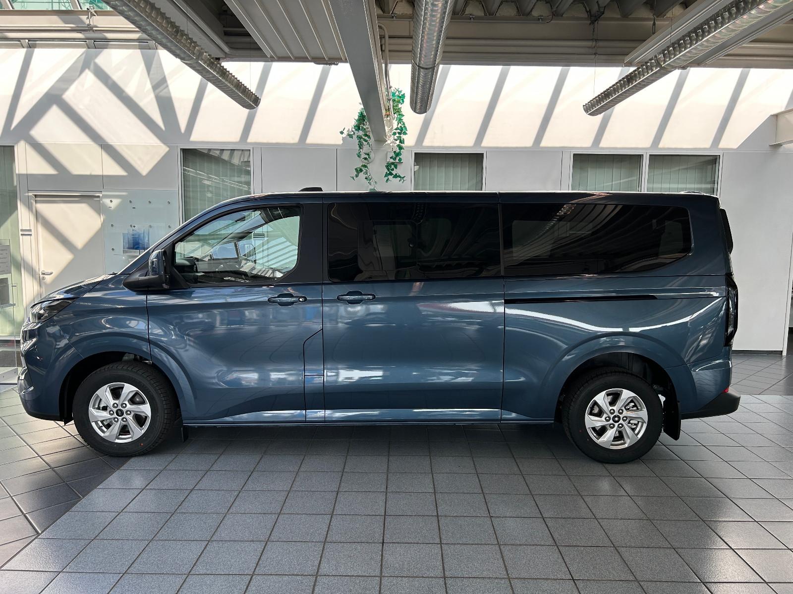 Ford Tourneo Custom Family 320 L2 Aut. 5 J. Garantie