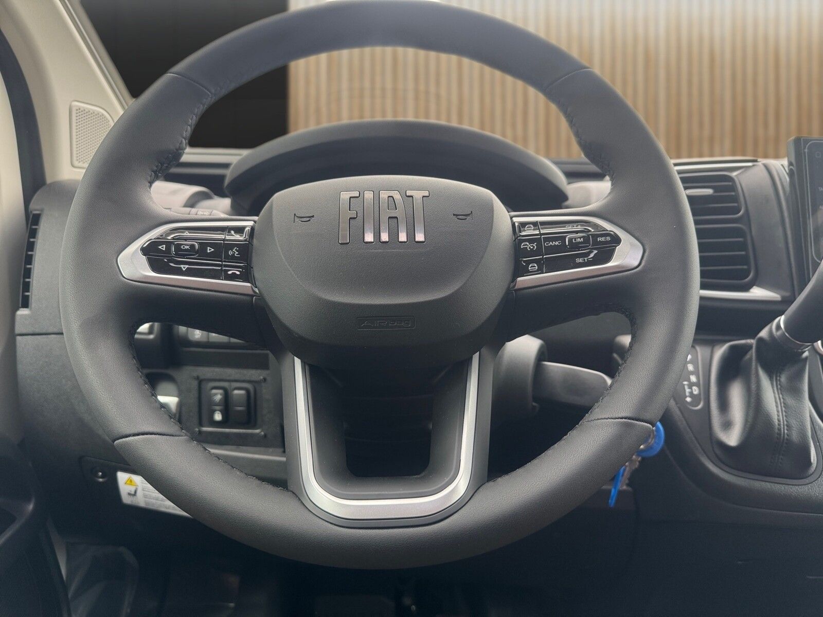 Fahrzeugabbildung Eura Mobil Profila RS PRS 720 EB RückfahrCAM, 180 PS Autom.