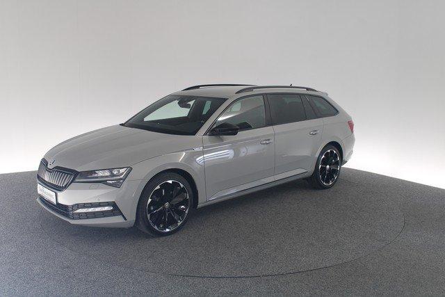 Skoda Superb Combi 1.4 TSI DSG Sportline iV ACC Matrix