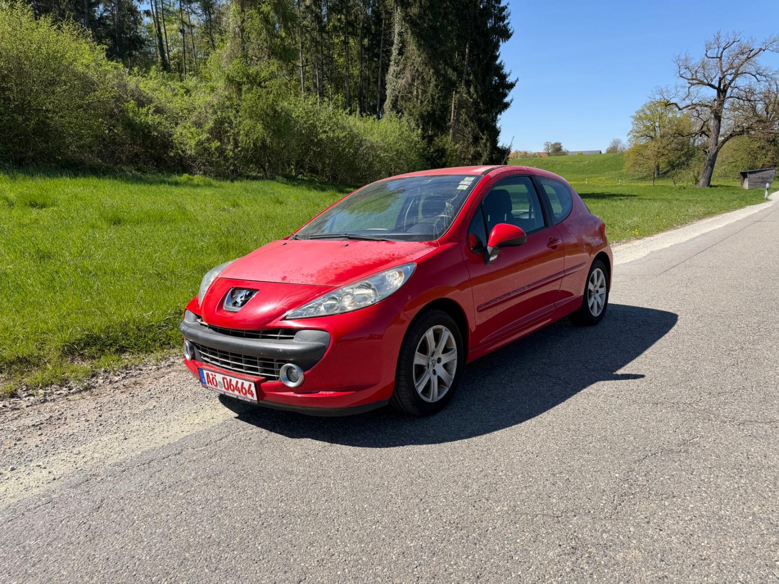 Peugeot 207 Sport *TÜV NEU*