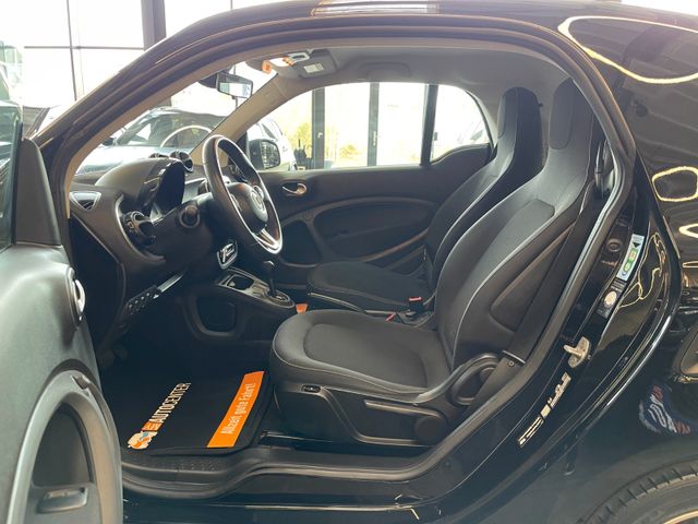 Smart ForTwo coupe 52kW *19%MwSt*MFL*NAVI*SHZ*