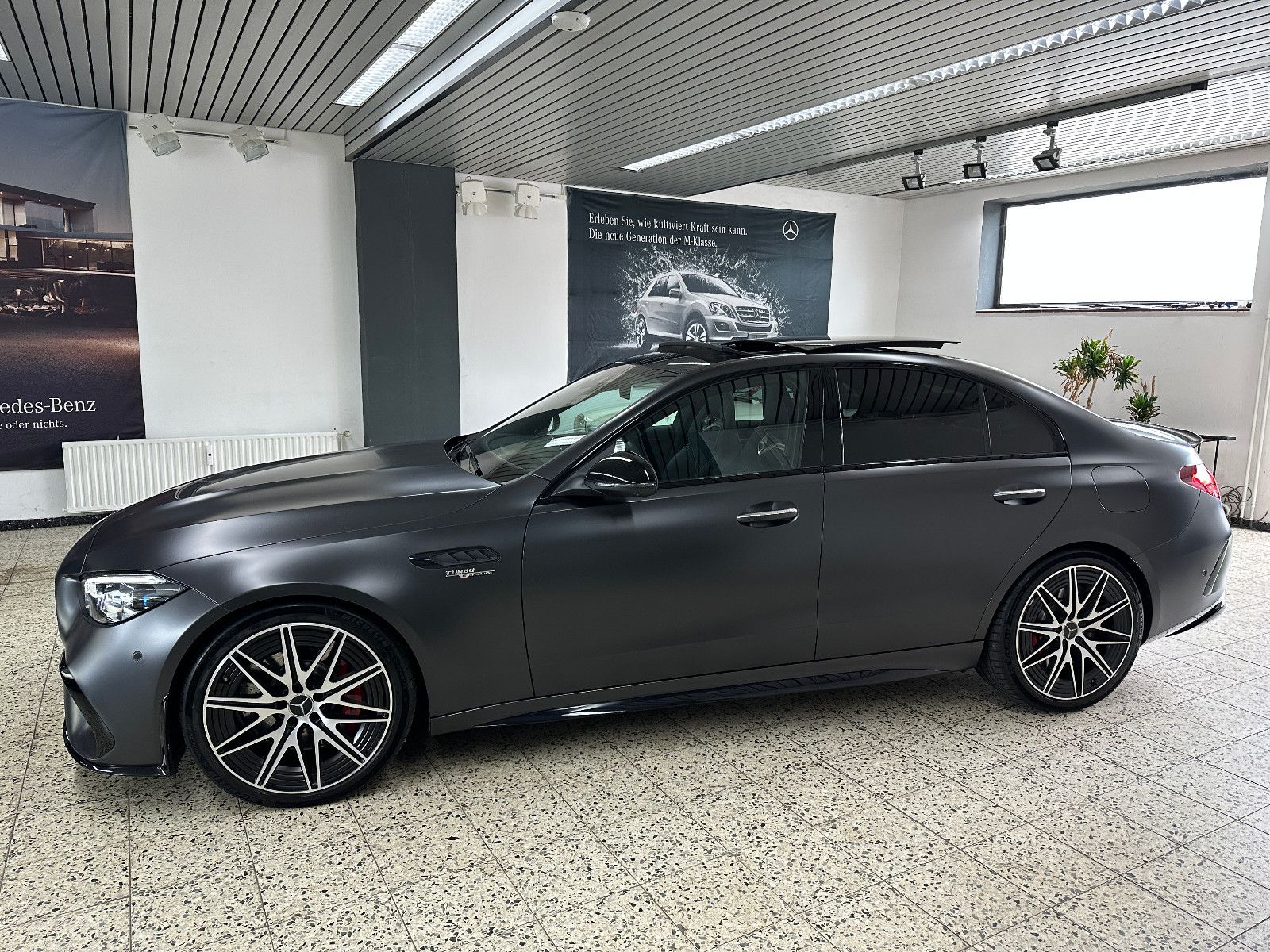 Mercedes-Benz C 63 S E AMG 4Ma Performance+Night+VMax+1H+NP137 imagem 3
