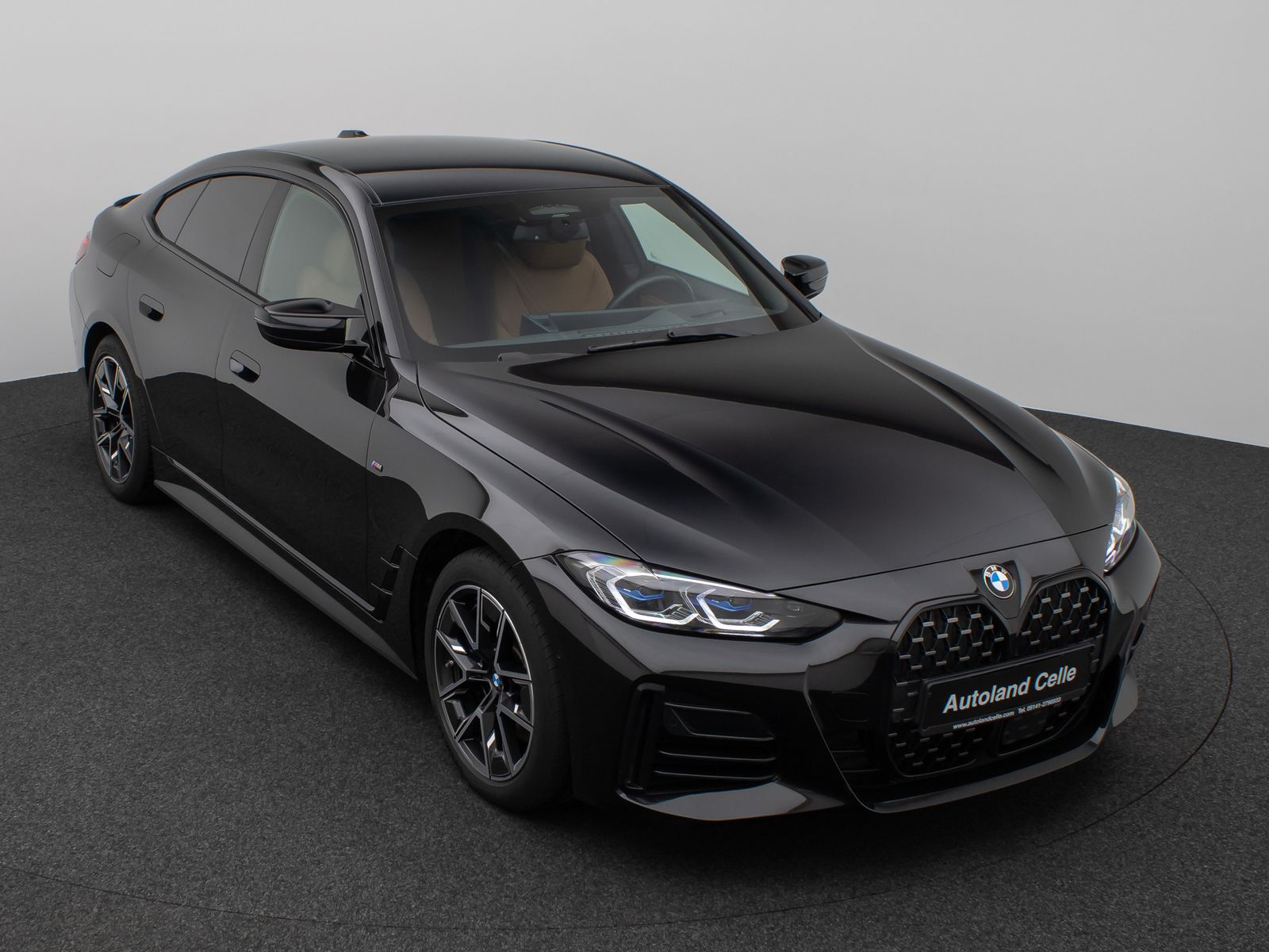 Fahrzeugabbildung BMW M440i xD Gran Coupé Laser Kamera HUD DAB H/K AHK