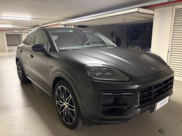 Other PORSCHE Cayenne Coupé 4.0 V8 Turbo E-Hybrid IVA  imagem 3