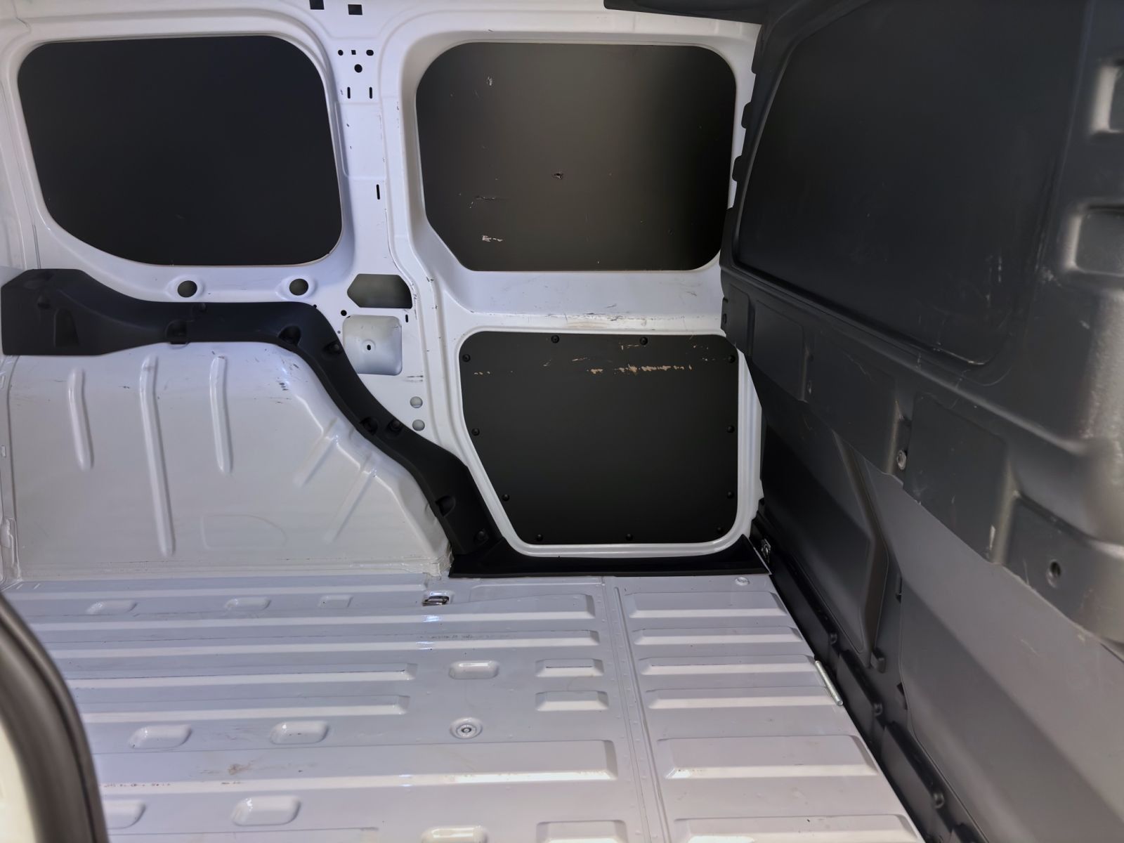 Volkswagen Caddy - Bild 17