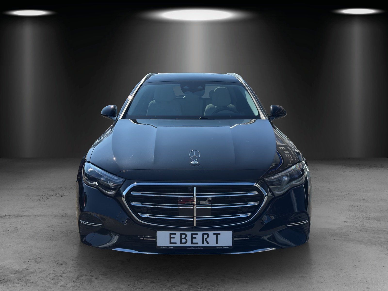 Fahrzeugabbildung Mercedes-Benz E300de T ExcluPrem ENERGIZING+ DISTR Pano 20"AMG