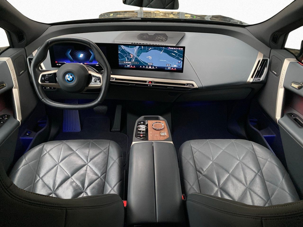 BMW iX - Bild 13