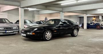 1990 Porsche 928 照片 2