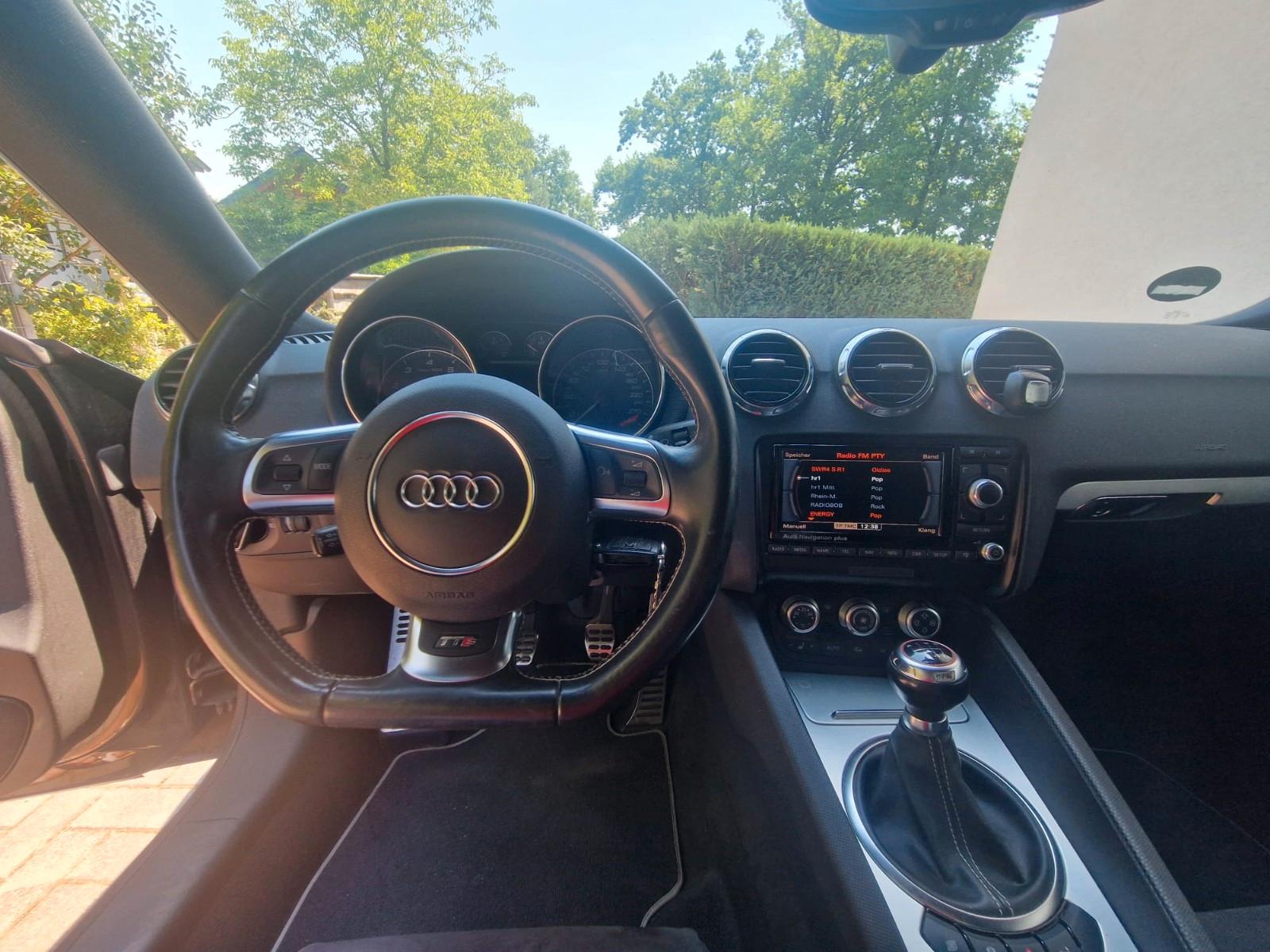 Audi TTS Coupe 2.0TFSI quattro TÜV 06/28 kW228/310PS 
