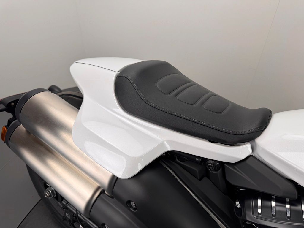 Fahrzeugabbildung Harley-Davidson SPORTSTER S RH1250 S *NEUWERTIG *TAGESZULASSUNG