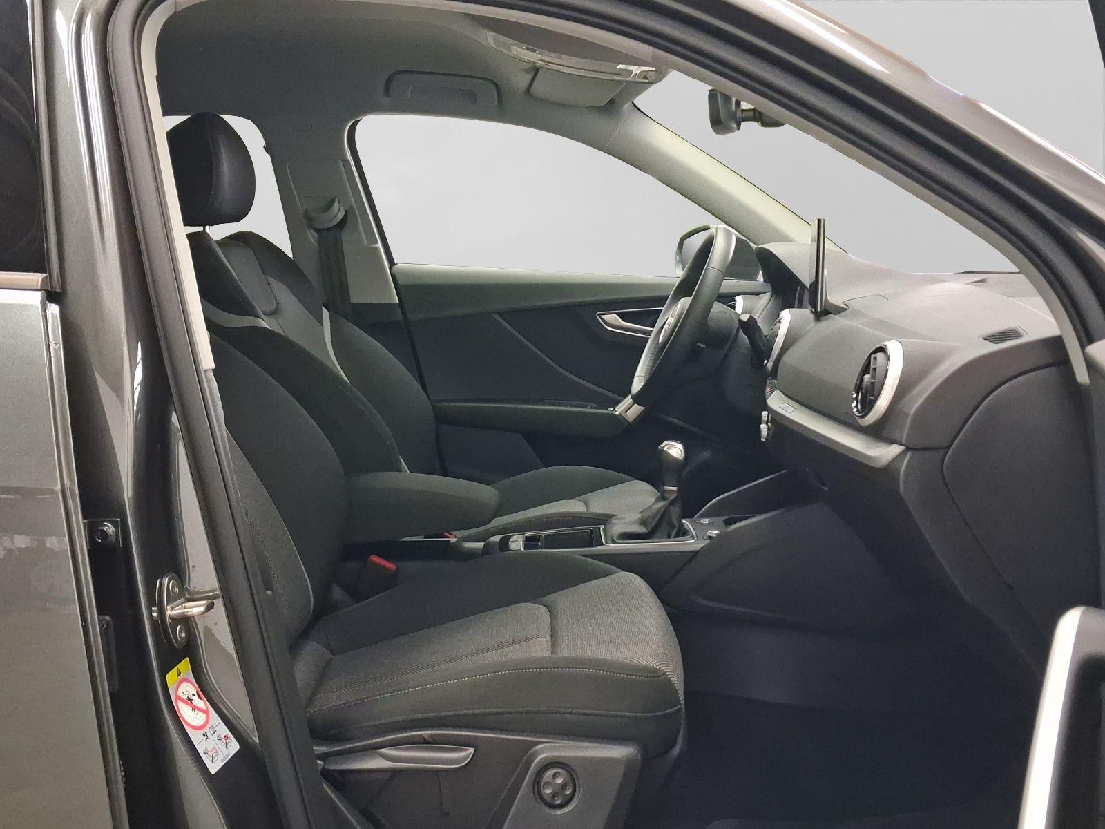 Audi Q2 30 TFSI S LINE OPTIK-PKT SPORTSITZE NAVI+ KAM, миниатюра 4