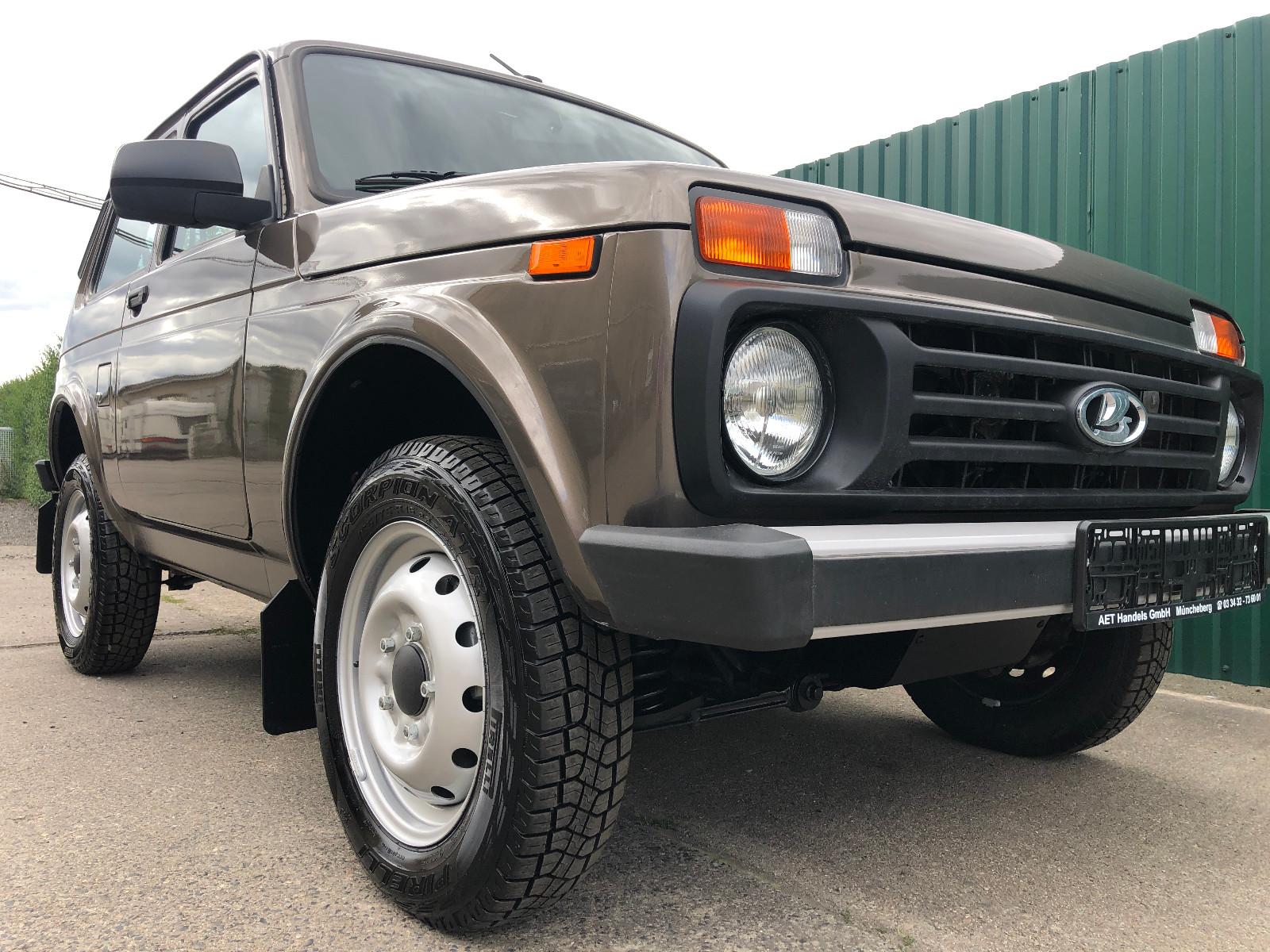 Lada NIVA  LEGEND "NORMA" ROSTSCHUTZ! AHK! GARANTIE!