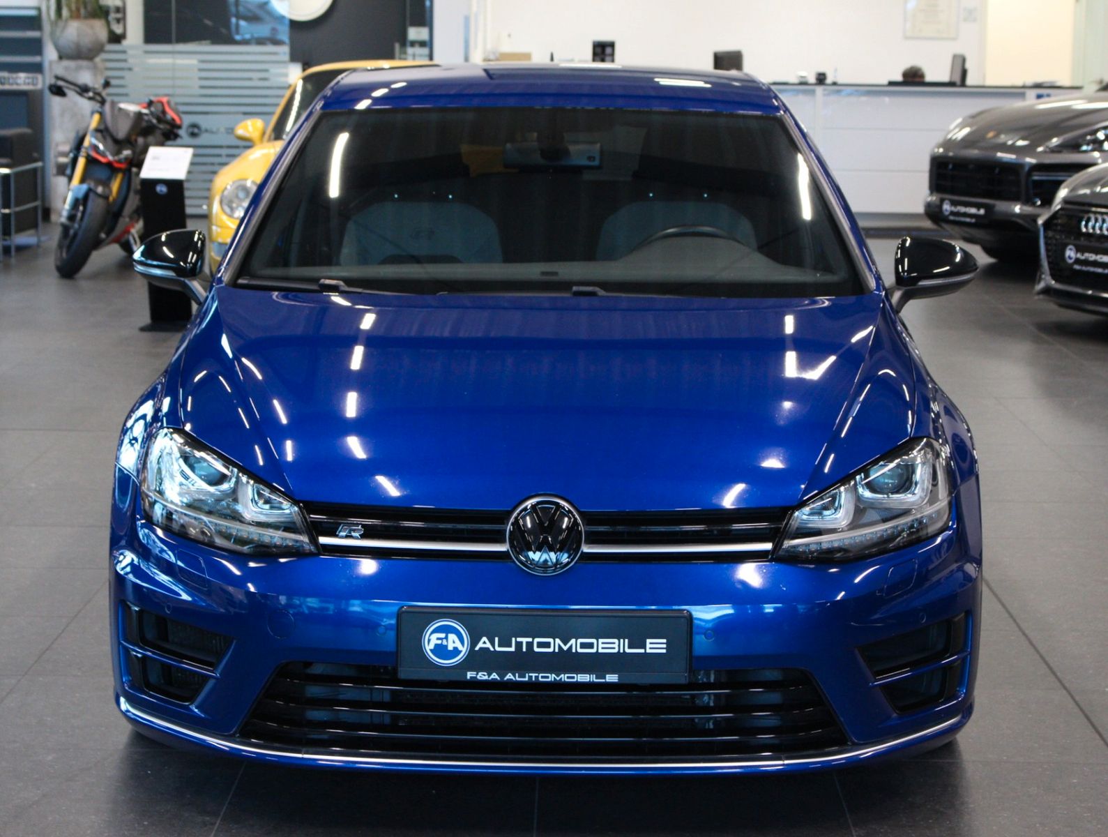 Fahrzeugabbildung Volkswagen Golf VII Lim. R BMT 4Motion APR Tuning*Bi Xenon