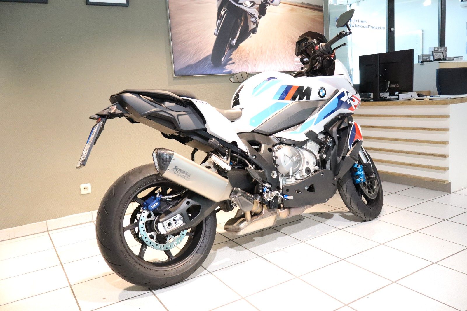 Fahrzeugabbildung BMW M1000 XR
