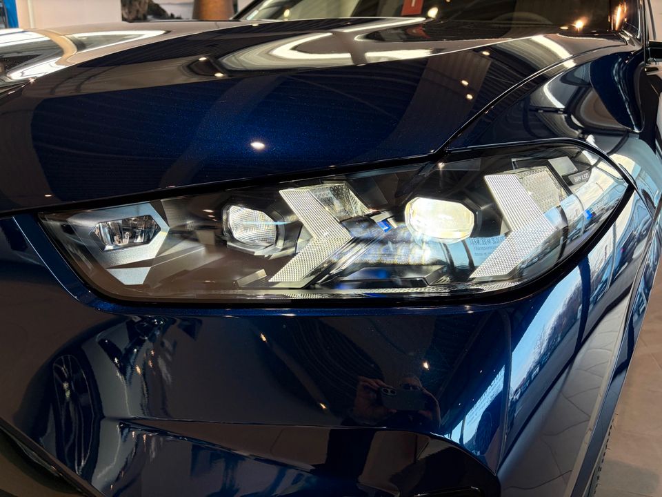 BMW X5 xDrive40d Navi Tempom.aktiv Panoramadach imagem 3