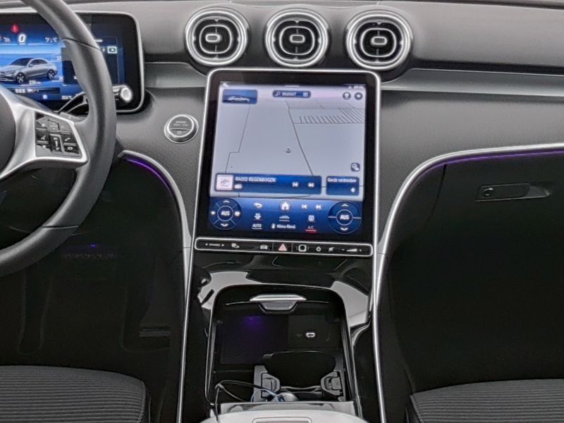 Fahrzeugabbildung Mercedes-Benz C 200 d AVANTGARDE*KAMERA*MEMORY-SITZE*WINTER-P*