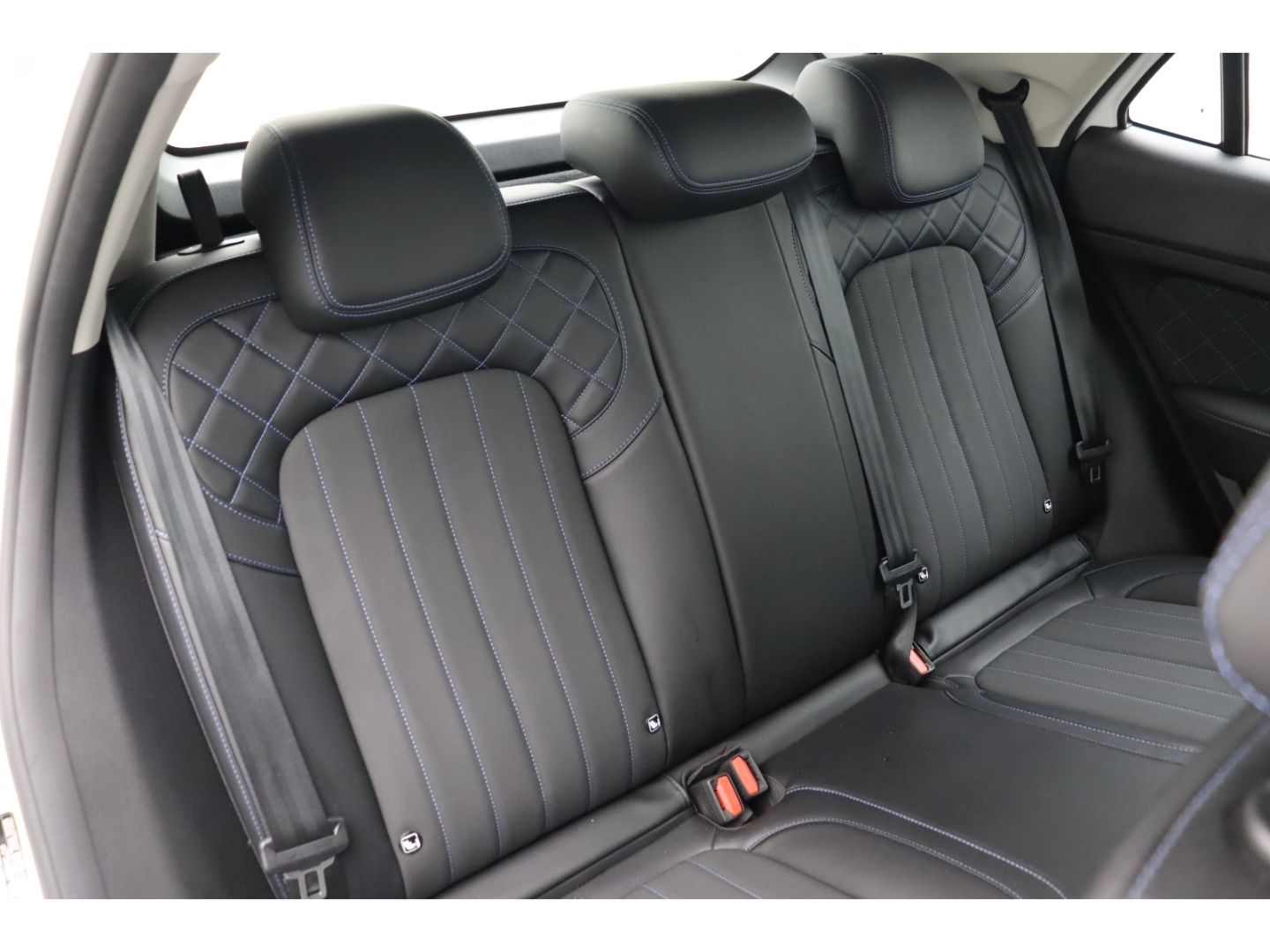 Fahrzeugabbildung GWM ORA 03 300 ACC Digitales Cockpit Totwinkelass.