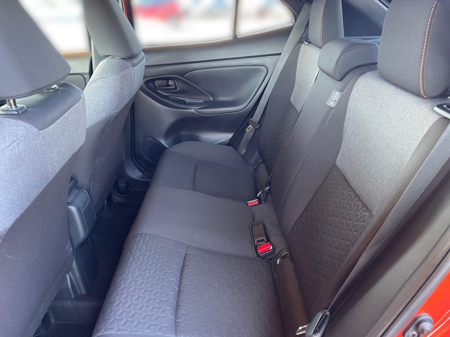 Fahrzeugabbildung Toyota Yaris Cross 1.5 Hybrid Spicy Edition LED Navigat