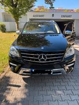 Mercedes-Benz ML 350 4MATIC - Mercedes-Benz ML 350 Gebrauchtwagen in München