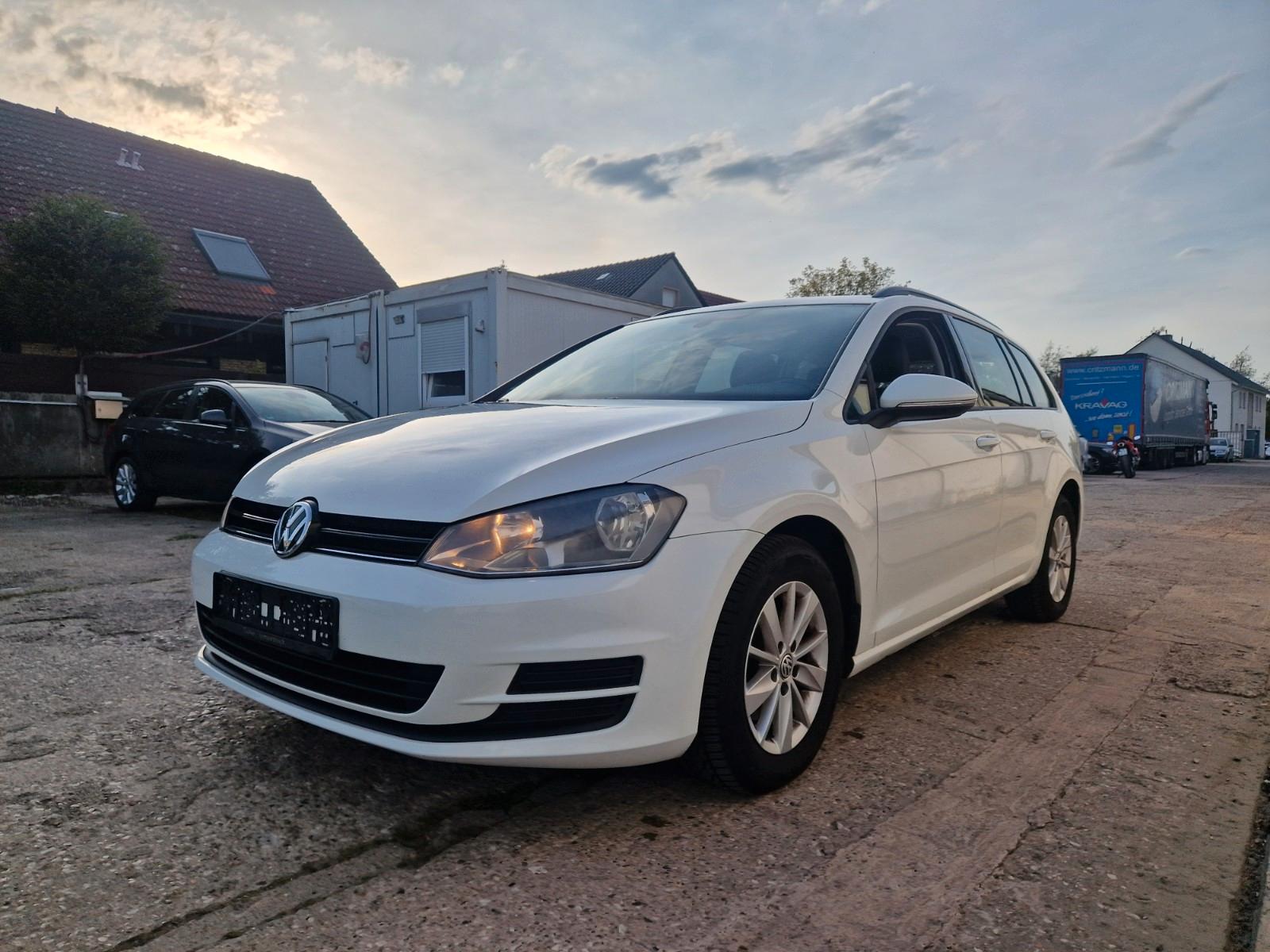 Volkswagen Golf VII Variant Comfortline BMT