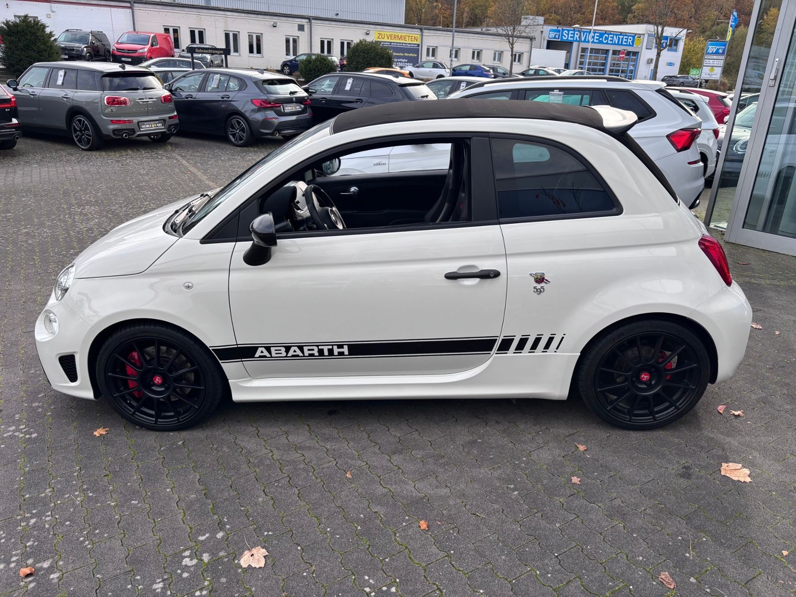 Fahrzeugabbildung Abarth 595 C esseesse BEATS XENON NAVI ALU