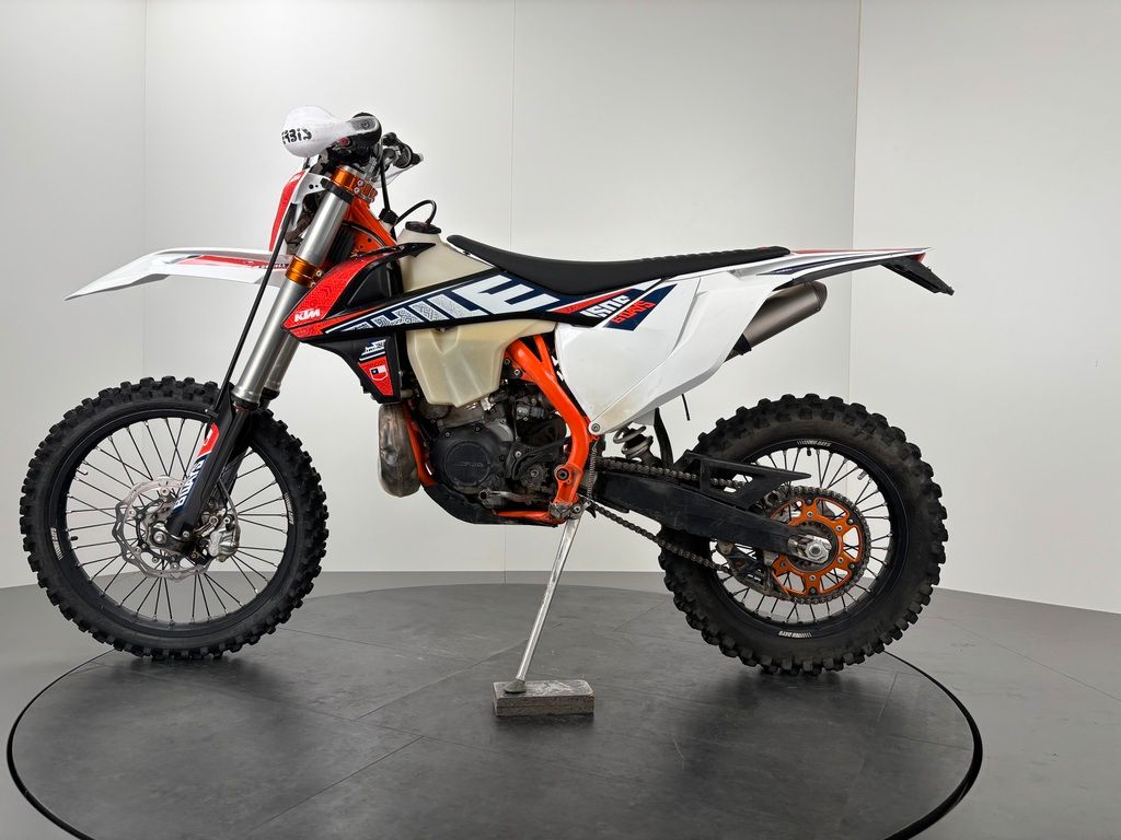 Fahrzeugabbildung KTM 300 EXC SIX-DAYS *EXCEL RÄDER *38,7 H *2.HAND