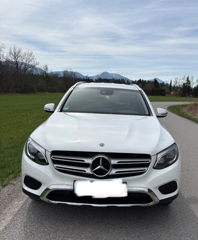 Mercedes-Benz GLC 220