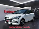 Hyundai i20 1.2 YES! Plus KlimaA Navi PDC KAM SHZ - Hyundai i20: Schwarz