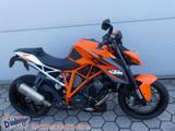 KTM 1290 Super Duke R + Akra, Zubehör für 2800,- - Offers